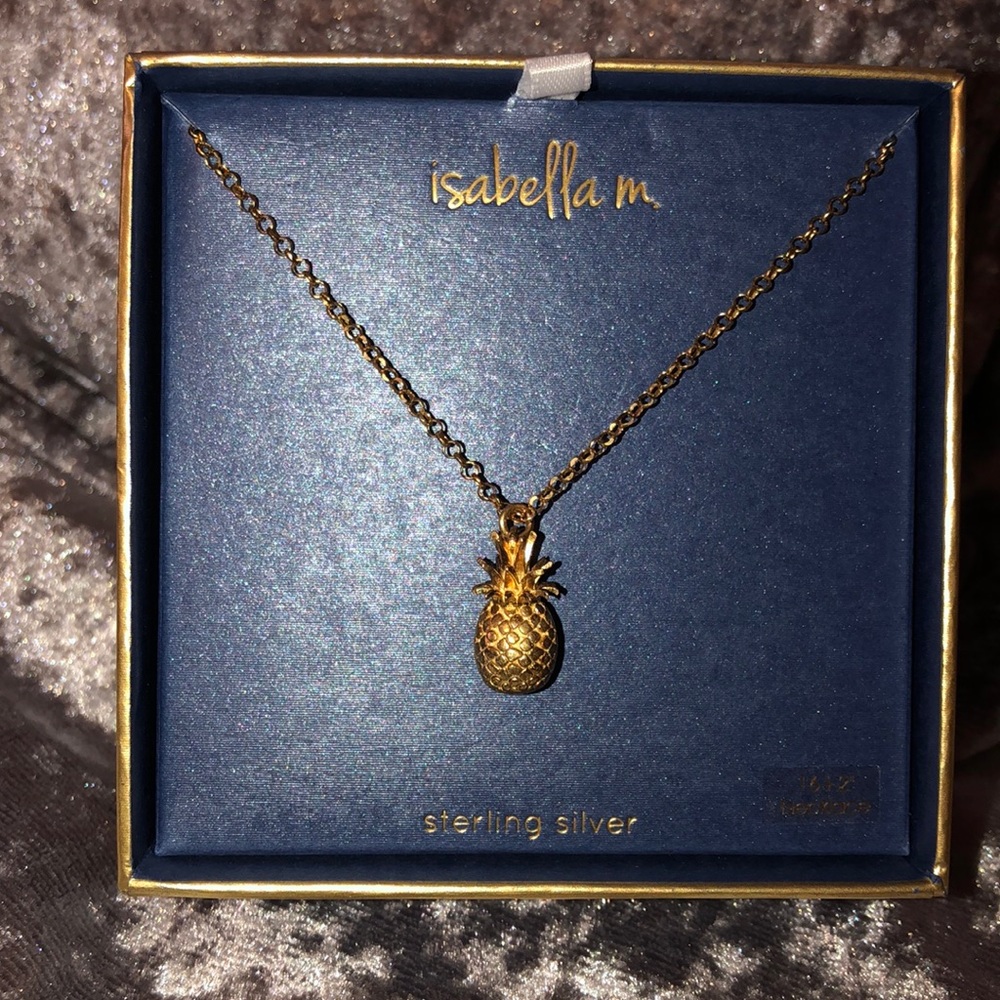 Pineapple Necklace!! So cute